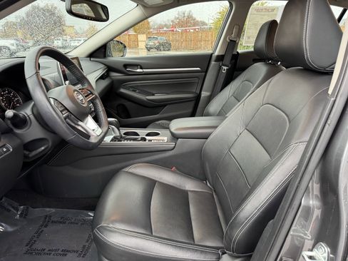 Certified 2019 Nissan Altima 2.5 Platinum image 24