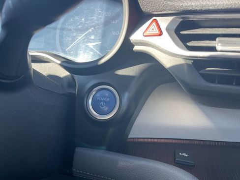 Used 2024 Toyota Sienna LE image 24