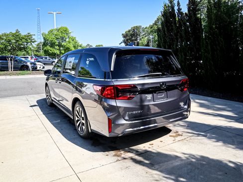 New 2026 Honda Odyssey EX-L image 8