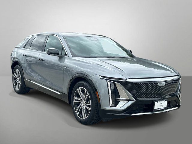 Certified 2025 Cadillac Lyriq Luxury AWD/4WD image 25