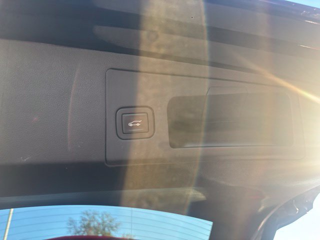 Used 2019 Cadillac XT5 Premium Luxury FWD image 12