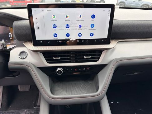 New 2026 Ford Explorer Active image 26