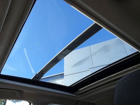 Used 2019 Subaru Forester Premium image 26