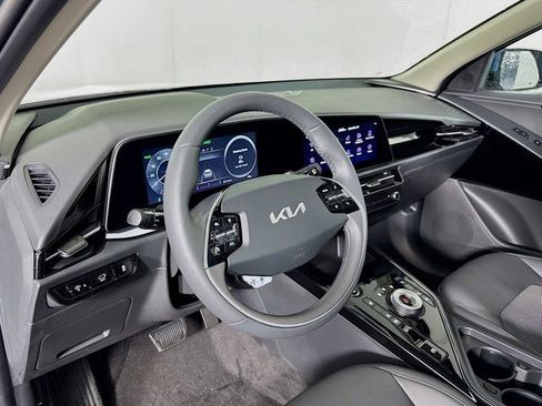 New 2026 Kia Niro Wind FWD image 13