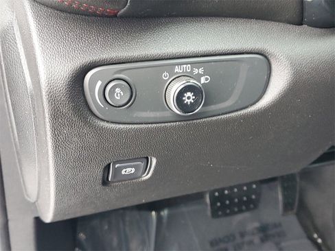 Used 2019 Chevrolet Blazer RS image 23