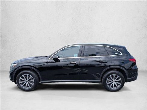 Certified 2026 Mercedes-Benz GLC 300 image 9