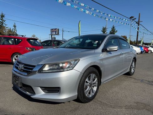 Used 2014 Honda Accord LX image 4