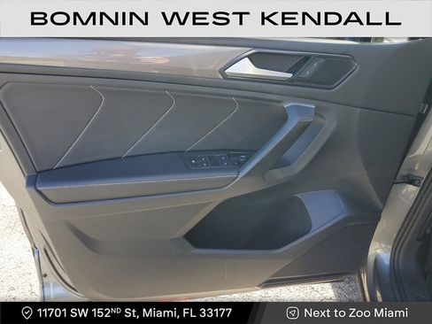 Used 2022 Volkswagen Tiguan SE image 21