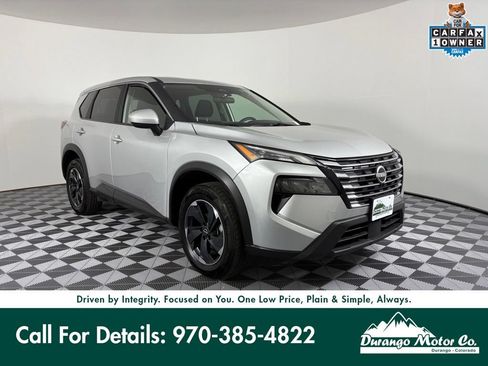 Used 2025 Nissan Rogue SV AWD/4WD image 5