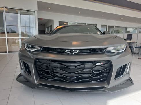 Used 2023 Chevrolet Camaro ZL1 RWD image 2