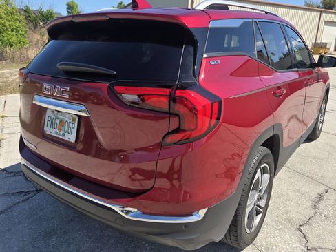 Used 2020 GMC Terrain SLT w/ Preferred Package image 4