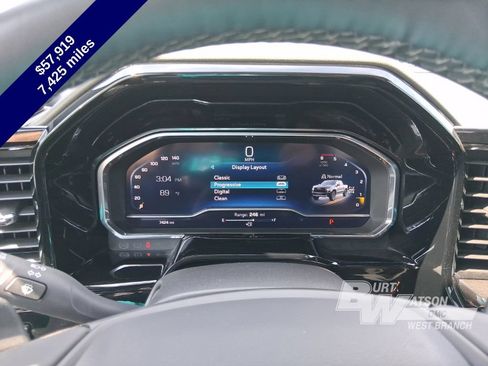 Used 2025 Chevrolet Silverado 1500 ZR2 w/ Technology Package AWD/4WD image 30
