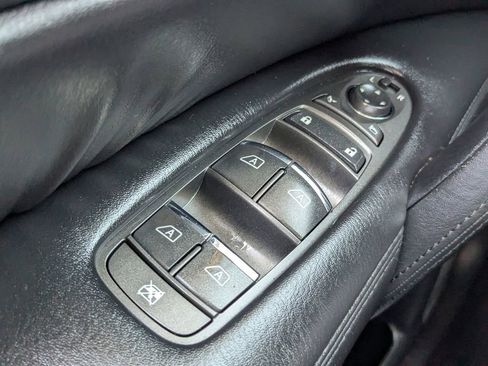 Used 2023 Nissan Armada SL w/ Captain's Chairs Package image 22