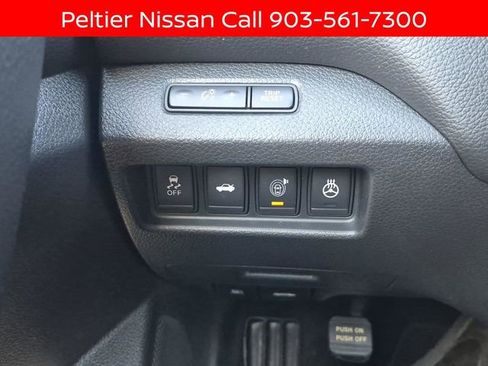 Used 2015 Nissan Altima 3.5 SL FWD image 28