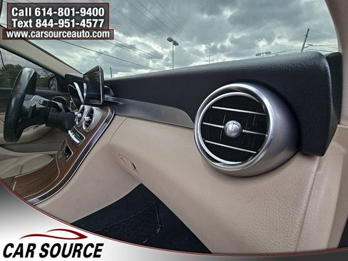 Used 2020 Mercedes-Benz C 300 4MATIC Sedan image 30