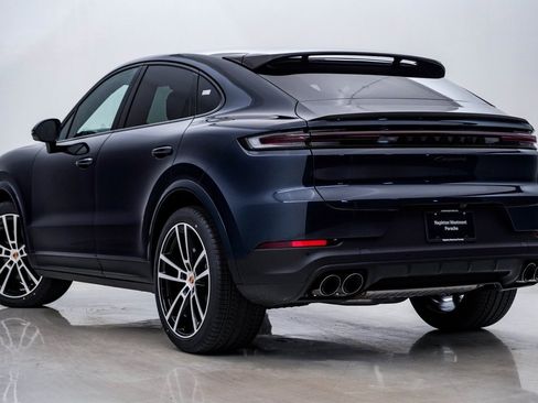 New 2026 Porsche Cayenne Coupe image 3