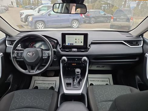 Used 2023 Toyota RAV4 XLE image 3