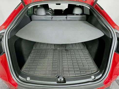 Used 2023 Tesla Model Y Long Range image 27