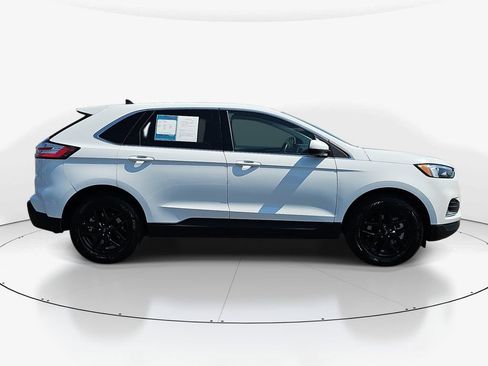 Used 2024 Ford Edge SEL AWD/4WD image 5