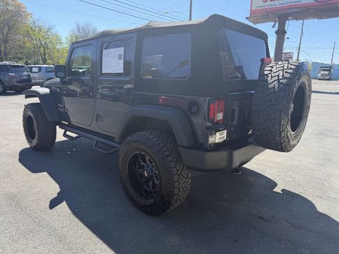 Used 2017 Jeep Wrangler Unlimited Sport w/ Quick Order Package 24S image 2