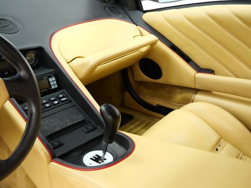 Used 1991 Lamborghini Diablo Coupe RWD image 25