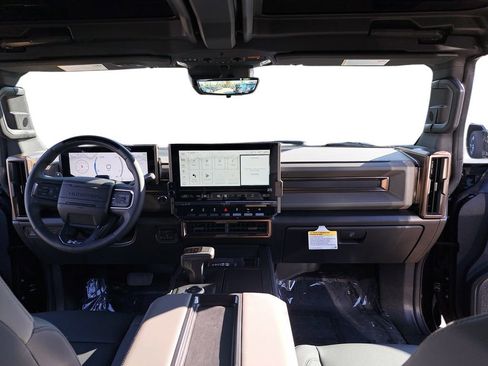 New 2025 GMC Hummer EV 3X w/ Extreme Off-Road Package image 9