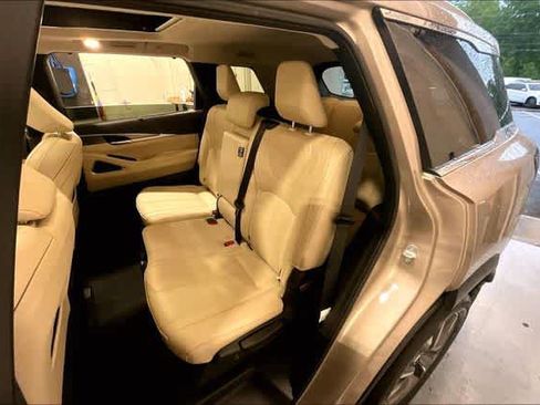 Used 2025 INFINITI QX60 Luxe w/ Vision Package AWD/4WD image 22