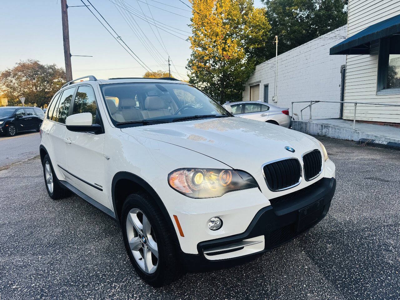 Used 2010 BMW X5 xDrive30i AWD/4WD image 5