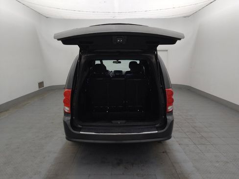 Used 2017 Dodge Grand Caravan GT image 29