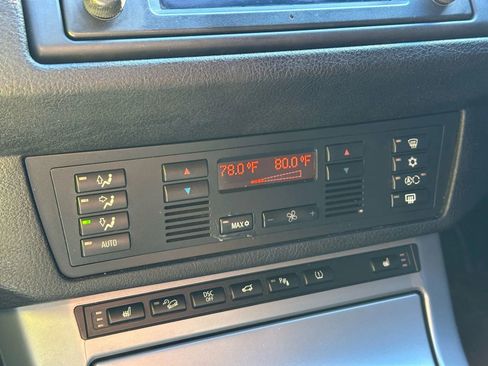 Used 2005 BMW X5 4.8is image 38