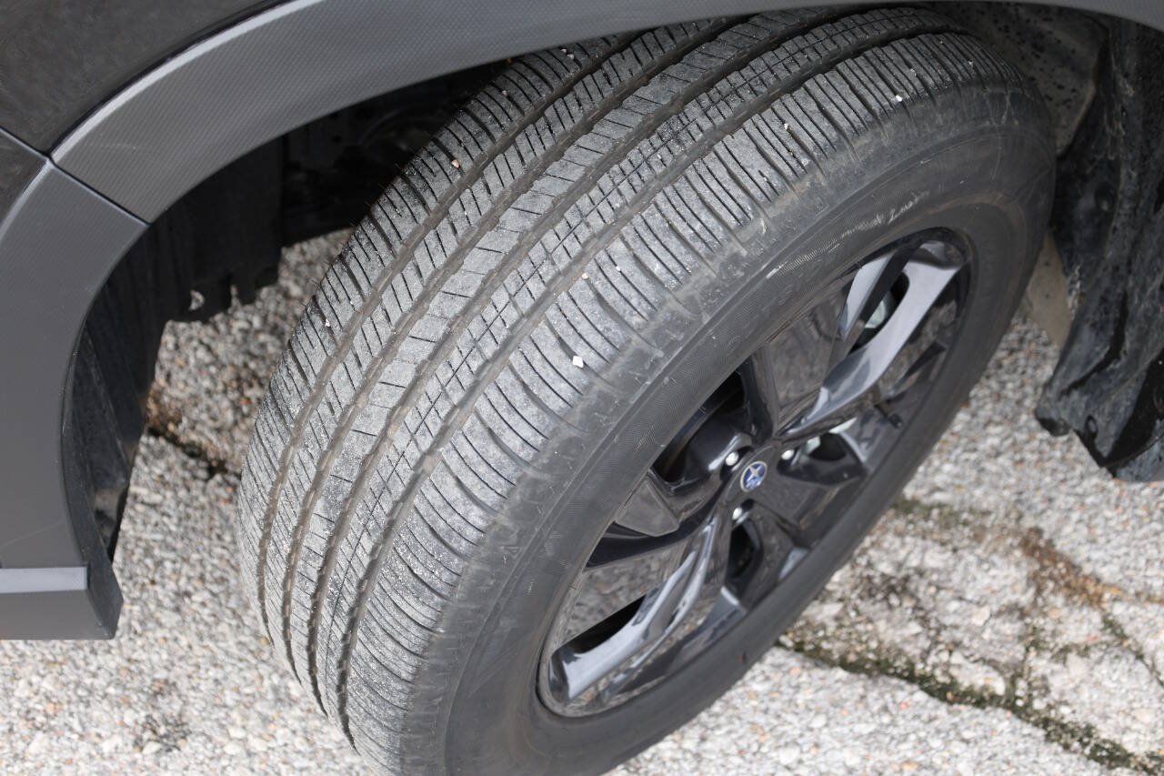 Used 2026 Subaru Ascent Premium AWD/4WD image 25