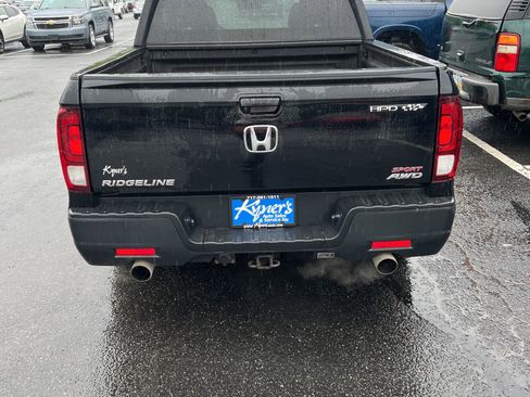 Used 2021 Honda Ridgeline Sport image 5