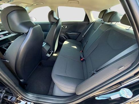 New 2026 Kia K4 LXS FWD image 22