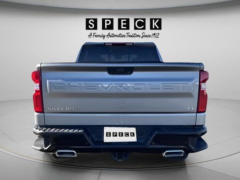 Used 2025 Chevrolet Silverado 1500 LT Trail Boss w/ Convenience Package II AWD/4WD image 4