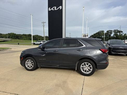 Used 2023 Chevrolet Equinox LT FWD image 31