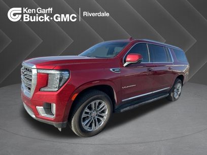 Used 2023 GMC Yukon XL SLT w/ SLT Luxury Package