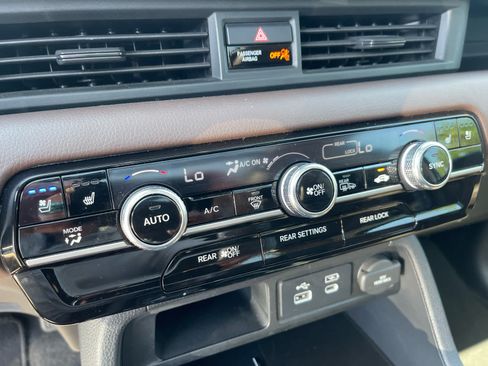 Used 2023 Honda Pilot Elite image 27