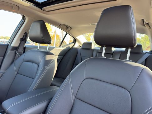 New 2025 Nissan Altima 2.5 SL image 26