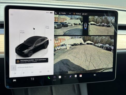 Used 2024 Tesla Model Y Long Range image 12