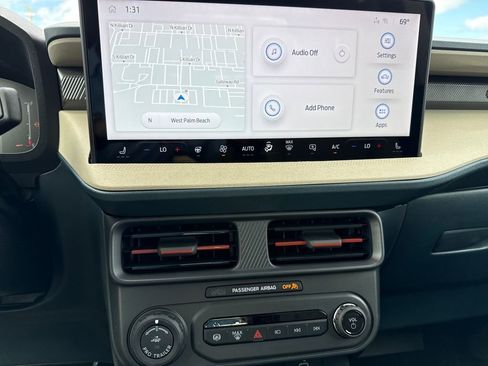 New 2026 Ford Maverick Lariat image 10