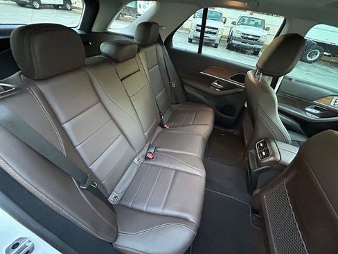 Used 2023 Mercedes-Benz GLE 450 4MATIC w/ AMG Line Exterior image 34