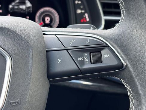 Used 2023 Audi Q8 Premium Plus AWD/4WD image 23