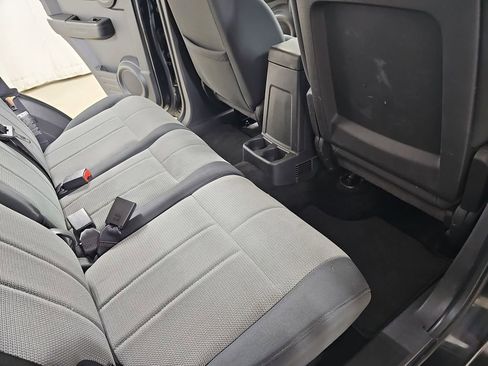 Used 2008 Dodge Nitro SXT image 14