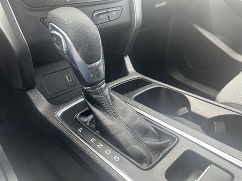 Used 2019 Ford Escape SE image 28