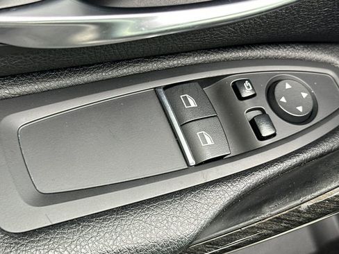 Used 2019 BMW 430i Coupe w/ M Sport Package image 11