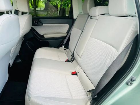 Used 2017 Subaru Forester 2.5i Premium AWD/4WD image 23