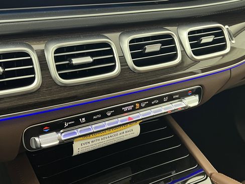 New 2026 Mercedes-Benz GLS 450 4MATIC image 34
