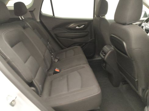 Used 2022 GMC Terrain SLE w/ Driver Convenience Package FWD image 19