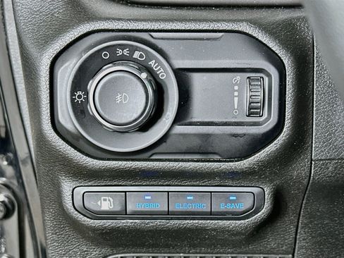 Used 2023 Jeep Wrangler Unlimited Rubicon 4xe AWD/4WD image 17
