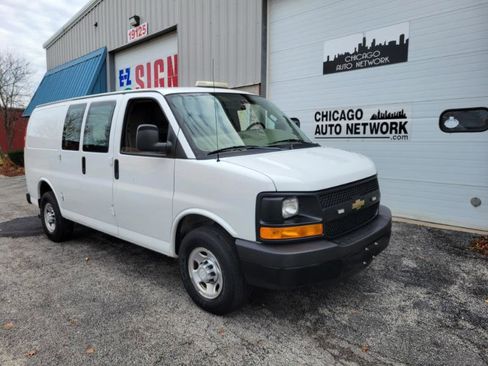 Used 2016 Chevrolet Express 2500 image 29